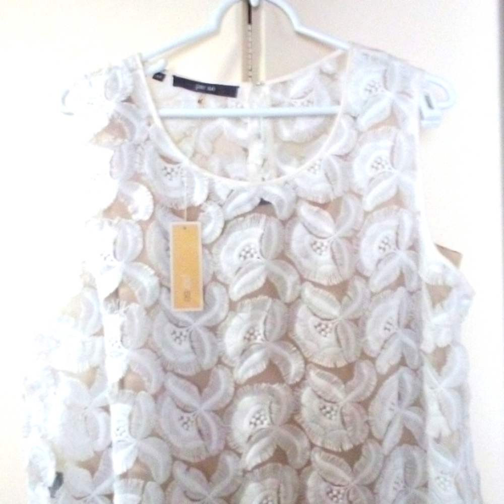 Women's Top